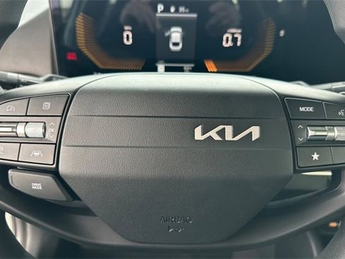 New 2026 Kia K4 LXS image 26