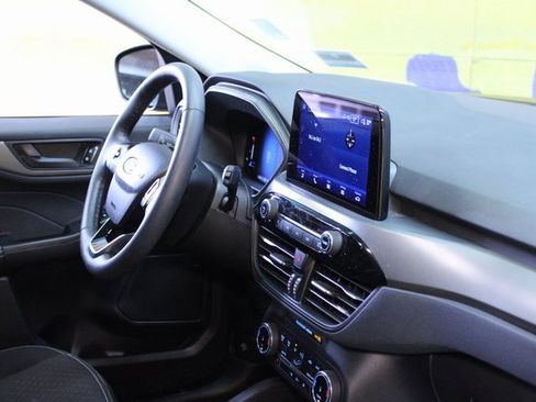 Used 2023 Ford Escape Active image 10