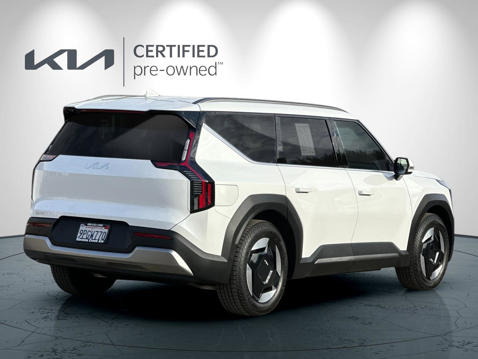 Certified 2024 Kia EV9 Wind AWD/4WD image 4