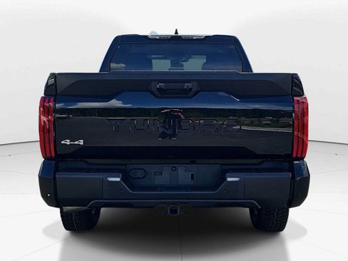 Used 2023 Toyota Tundra SR5 w/ SR5 Convenience Package AWD/4WD image 5