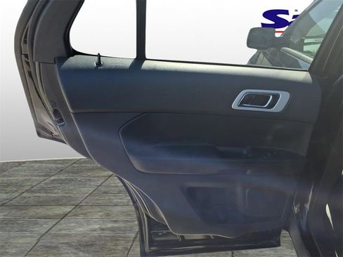 Used 2014 Ford Explorer Limited image 13