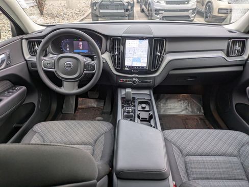 Certified 2024 Volvo XC60 B5 Core w/ Protection Package Premier image 27