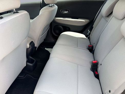 Used 2022 Honda HR-V LX image 13