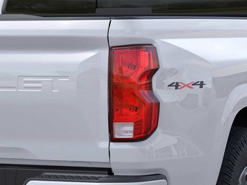 New 2025 Chevrolet Colorado LT image 11