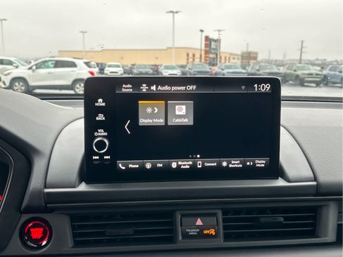 New 2025 Honda Pilot TrailSport image 32