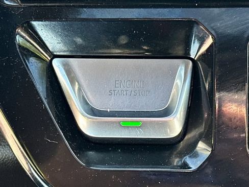 Used 2025 GMC Sierra 1500 AT4 w/ AT4 Preferred Package AWD/4WD image 36