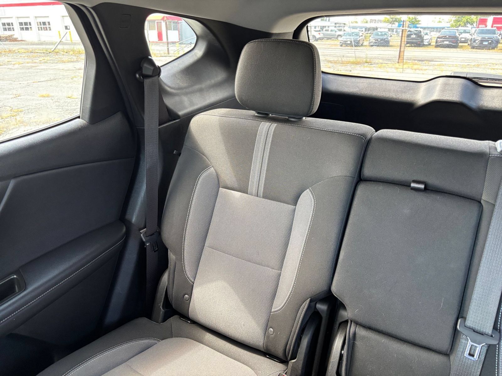 Used 2025 Chevrolet Blazer LT FWD image 37