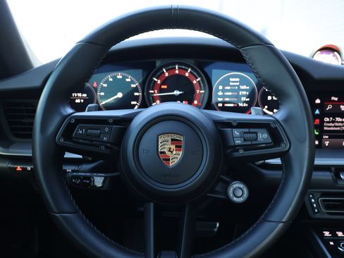 Used 2024 Porsche 911 Carrera 4S AWD/4WD image 16