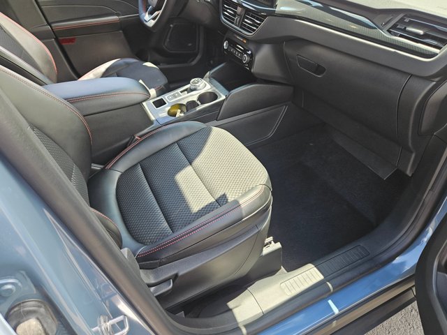 Used 2023 Ford Escape ST-Line w/ Tech Pack #1 FWD image 19