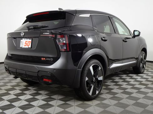 New 2026 Nissan Kicks SR AWD/4WD image 15