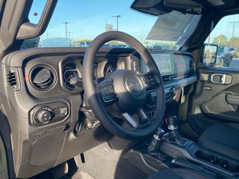 New 2026 Jeep Gladiator Rubicon image 13