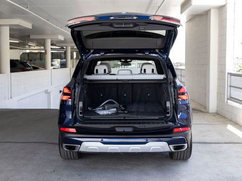 Certified 2024 BMW X5 xDrive50e w/ Premium Package AWD/4WD image 23