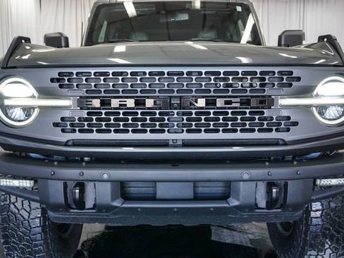 Used 2022 Ford Bronco Badlands image 3