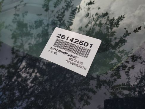 Certified 2024 Acura MDX FWD w/ Technology Package image 4