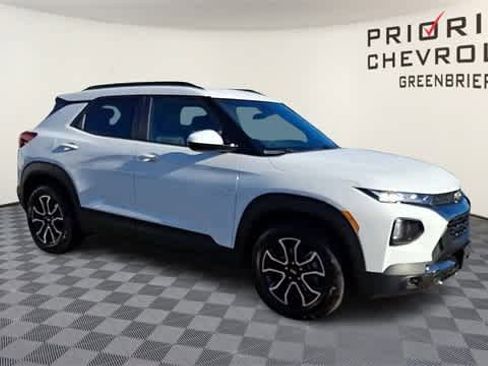 Certified 2023 Chevrolet TrailBlazer ACTIV image 2