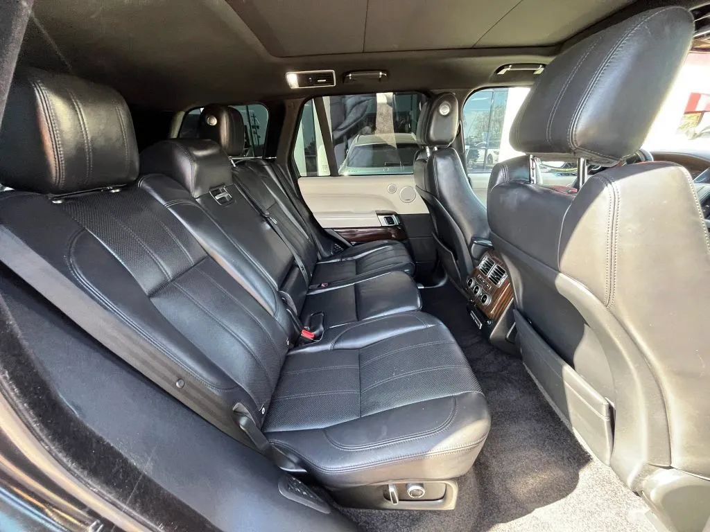 Used 2016 Land Rover Range Rover HSE AWD/4WD image 16