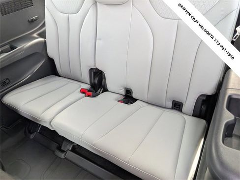 Used 2021 Hyundai Palisade SEL w/ Premium Package image 32