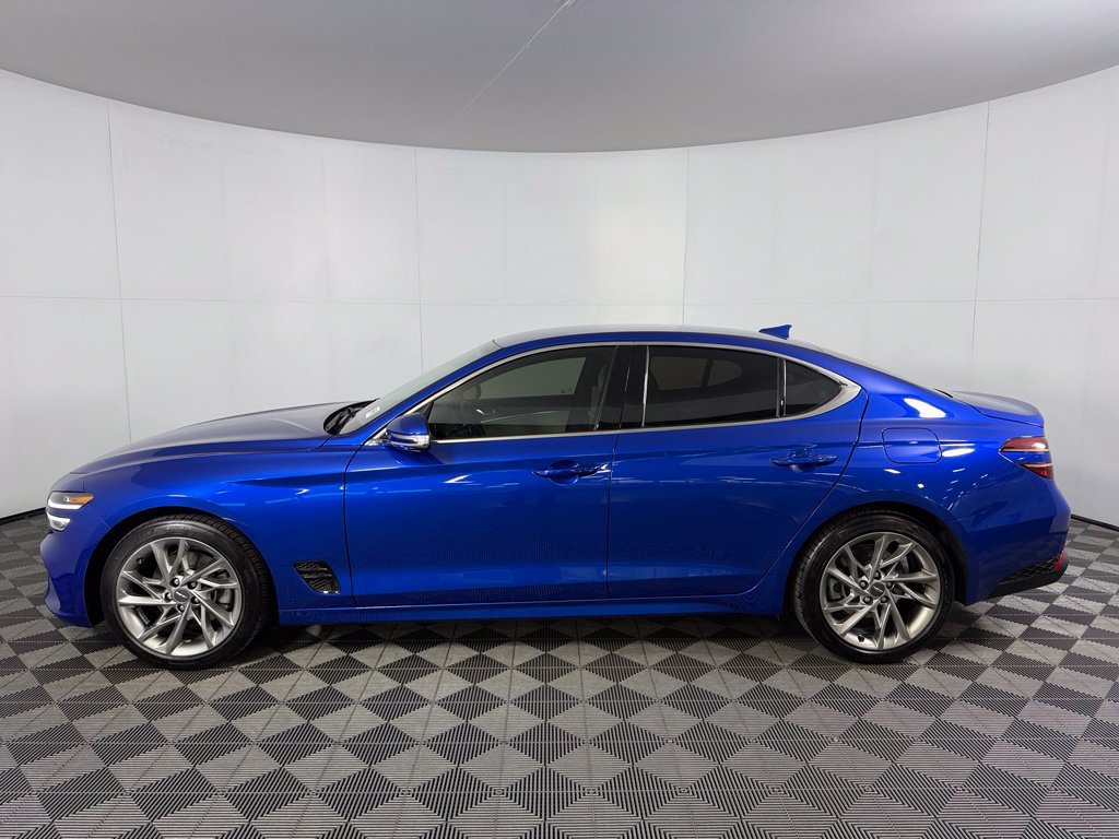 Used 2022 Genesis G70 2.0T RWD image 10