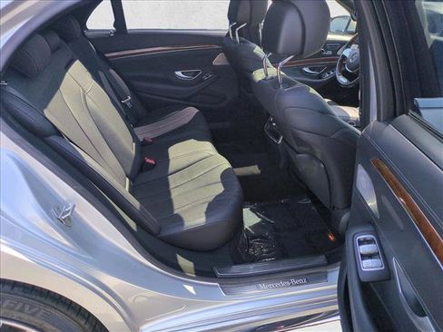 Used 2014 Mercedes-Benz S 550 Sedan image 22