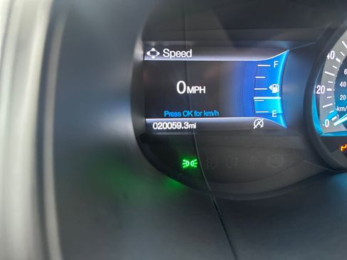 Used 2024 Ford Edge SEL w/ Convenience Package image 16