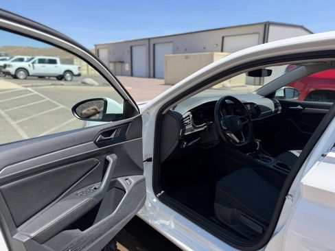 Used 2024 Volkswagen Jetta S FWD image 15