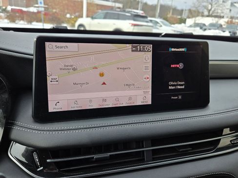 Certified 2025 INFINITI QX60 Luxe w/ Black Edition image 25