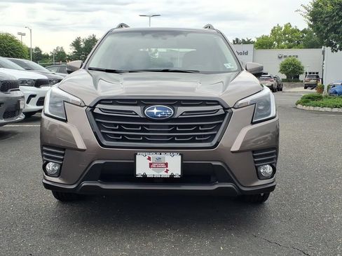Certified 2023 Subaru Forester Limited AWD/4WD image 2