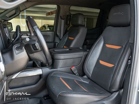 Used 2019 GMC Sierra 1500 AT4 w/ AT4 Premium Package AWD/4WD image 10