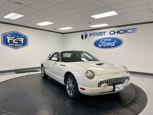Used 2002 Ford Thunderbird RWD image 4