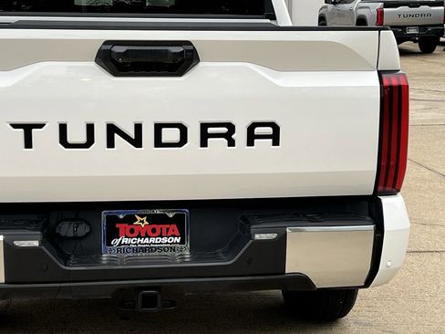 Used 2024 Toyota Tundra Limited w/ Power Package AWD/4WD image 6