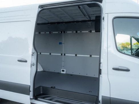 New 2025 Mercedes-Benz Sprinter 2500 image 12