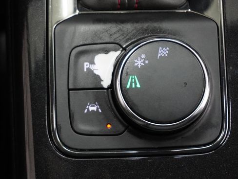 Used 2022 Chevrolet Blazer RS w/ Enhanced Convenience Package FWD image 28