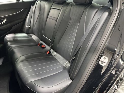 Certified 2022 Mercedes-Benz E 450 4MATIC Sedan image 32