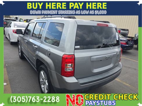 Used 2016 Jeep Patriot Latitude FWD image 4