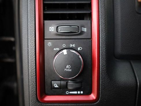 Used 2017 RAM 1500 Rebel w/ Luxury Group image 38