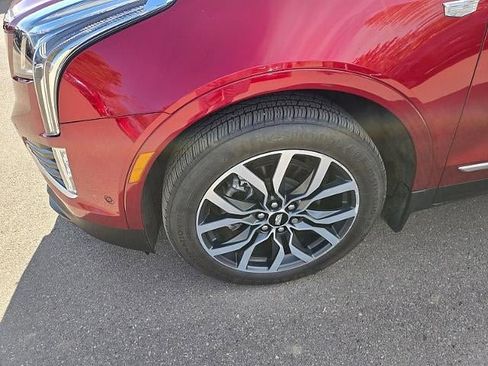 Used 2021 Cadillac XT5 Sportv image 3