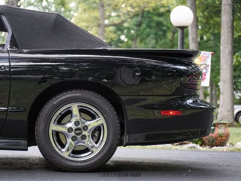 Used 1996 Pontiac Firebird Trans Am RWD image 5