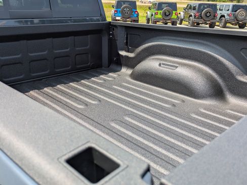 New 2026 RAM 2500 Tradesman AWD/4WD image 7