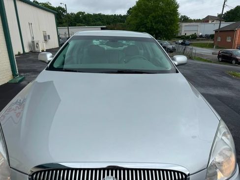 Used 2009 Buick Lucerne CXL FWD image 8