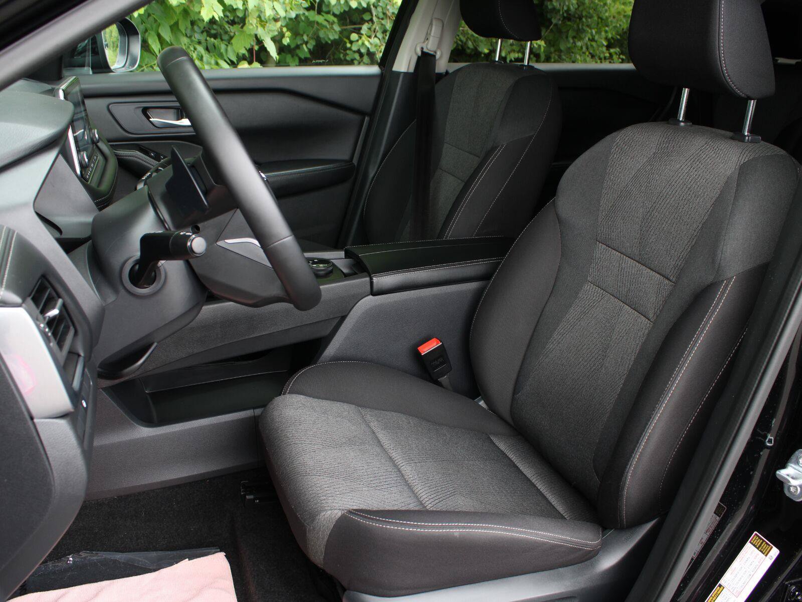 Used 2026 Nissan Rogue SV AWD/4WD image 17
