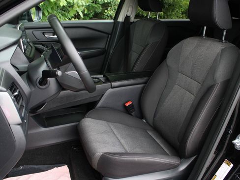 Used 2026 Nissan Rogue SV AWD/4WD image 17