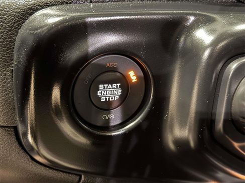 Certified 2022 Jeep Gladiator Mojave w/ LED Lighting Group image 26