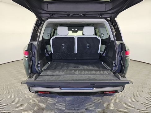 Used 2024 Rivian R1S Adventure image 15