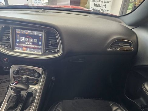 Used 2019 Dodge Challenger SRT Hellcat Redeye RWD image 29