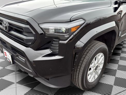Used 2024 Toyota Tacoma SR5 image 20