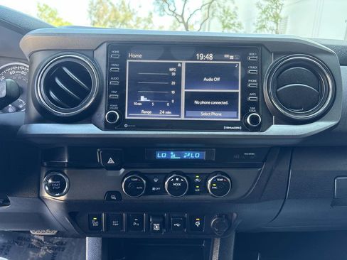 Used 2021 Toyota Tacoma TRD Off-Road w/ Technology Package RWD image 23