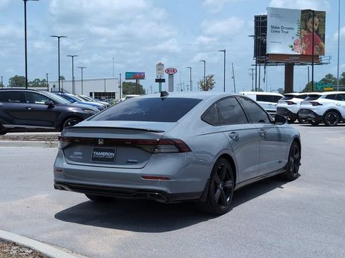 Used 2024 Honda Accord Sport image 7