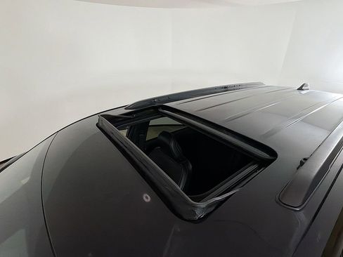 Used 2022 Jeep Grand Cherokee L Altitude image 17