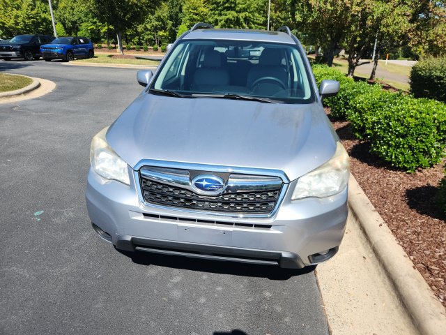Used 2014 Subaru Forester 2.5i Limited AWD/4WD image 2