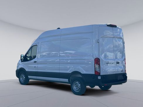 New 2026 Ford Transit 250 Base w/ Load Area Protection Package image 4